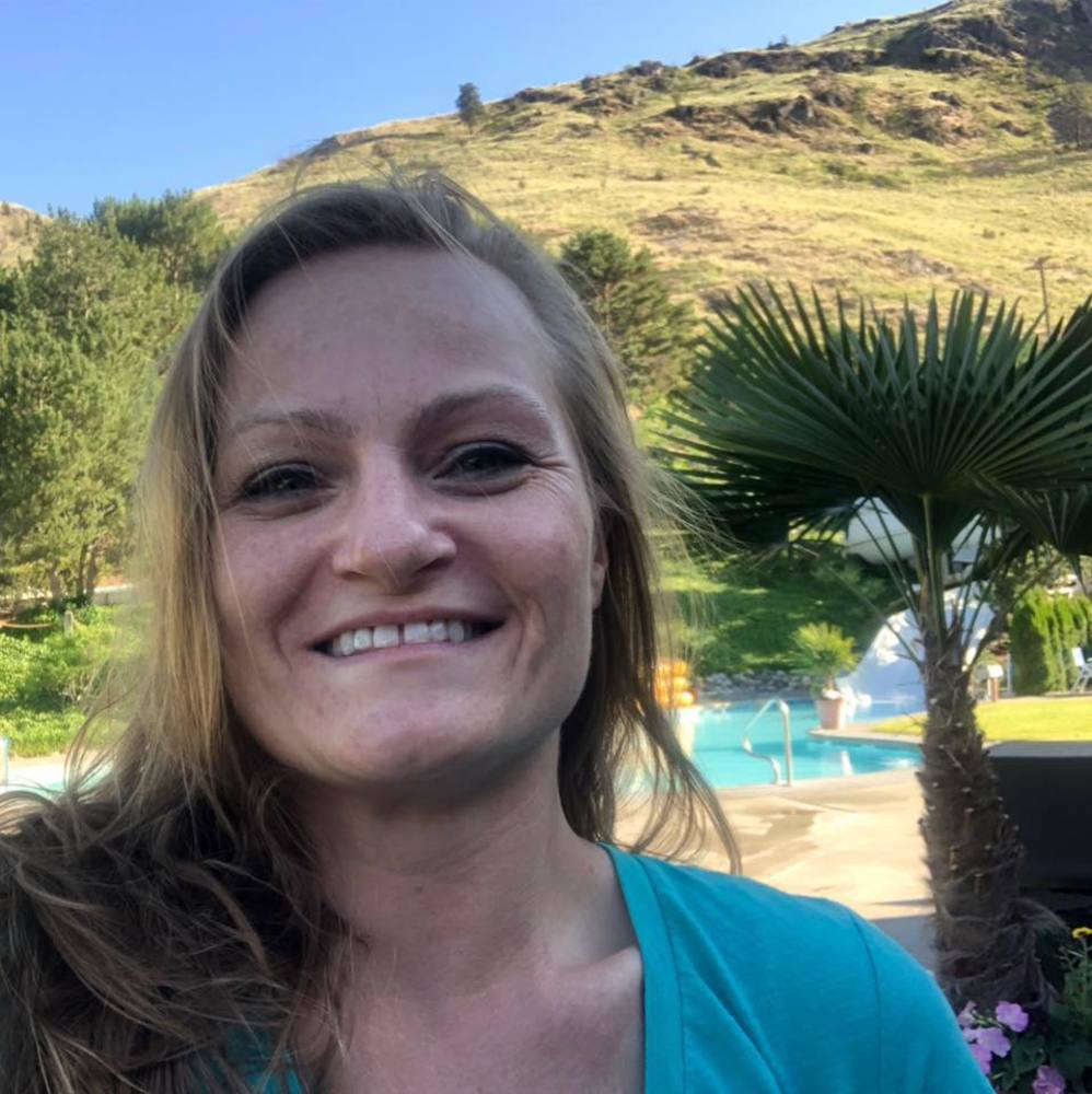 Meet your Posher, Jennifer